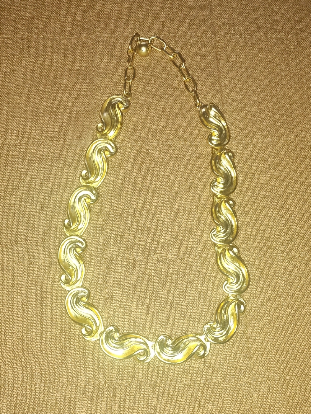 Vintage VANITY Matte Gold Tone Swirl Choker